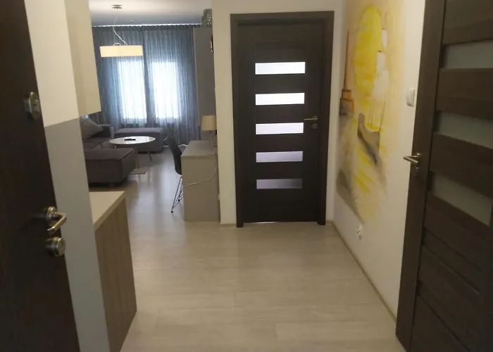 - Polanki Park D406 *